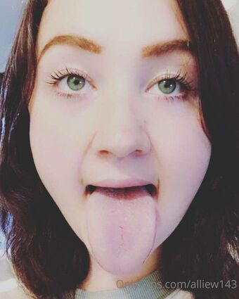 toxicallietongue Nude Leaks OnlyFans Photo 9