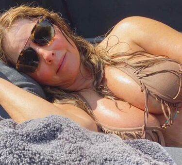 Carol-vorderman Nude Leaks OnlyFans Photo 135