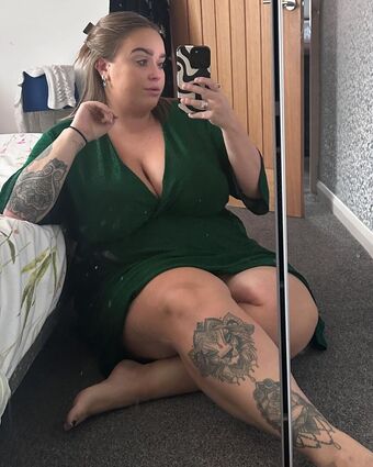 Chloe Hatton Nude Leaks OnlyFans Photo 18