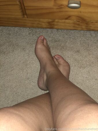 princessofhandsandfeet Nude Leaks OnlyFans Photo 14