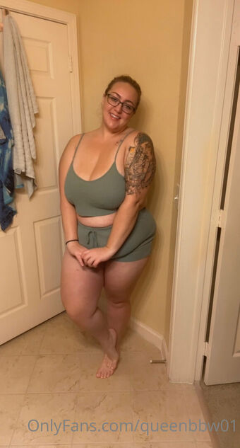 queenbbw01 Nude Leaks OnlyFans Photo 3