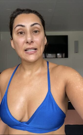 Saira Khan Nude Leaks OnlyFans Photo 31