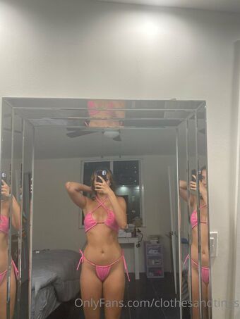 clothesandtingsss Nude Leaks OnlyFans Photo 10