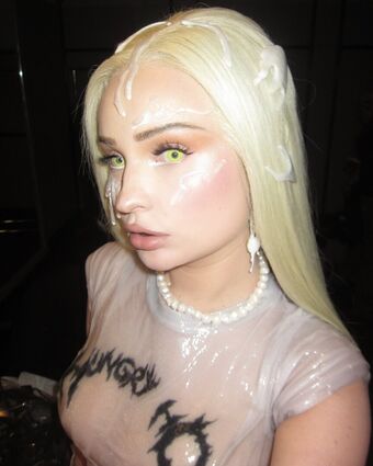 Kim Petras Nude Leaks OnlyFans Photo 24