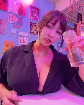 Utashiro Rika Nude Leaks OnlyFans Photo 24