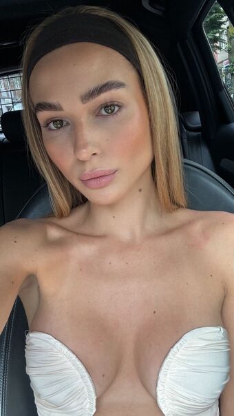 yaraline Nude Leaks OnlyFans Photo 26