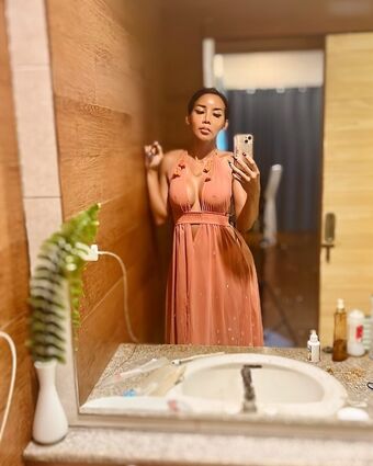 ladyboyshasha Nude Leaks OnlyFans Photo 62