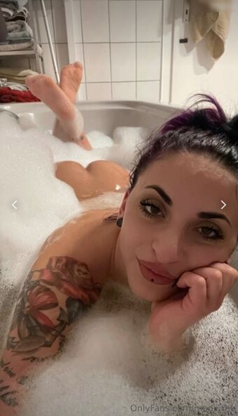 Madii_ink Nude Leaks OnlyFans Photo 10