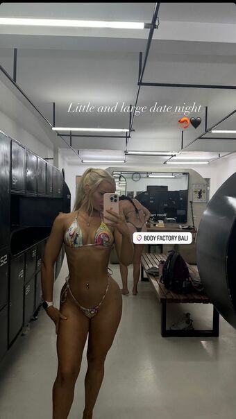 Zara Louisa Nude Leaks OnlyFans Photo 34