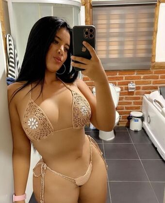 Alejandra Quiroz Nude Leaks OnlyFans Photo 39