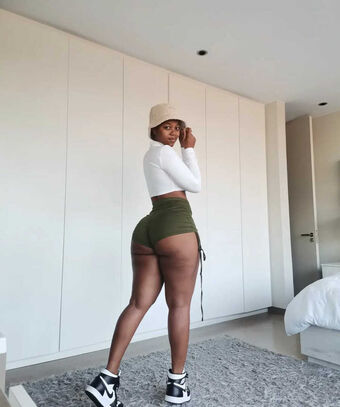 Faustina Thobakgale Nude Leaks OnlyFans Photo 11