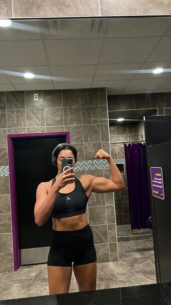 Indi Hartwell Nude Leaks OnlyFans Photo 35