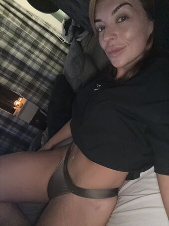 Gymwife Nude Leaks OnlyFans Photo 10