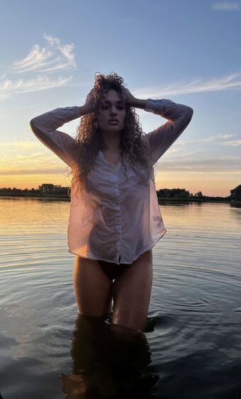 Lianadaria Nude Leaks OnlyFans Photo 11