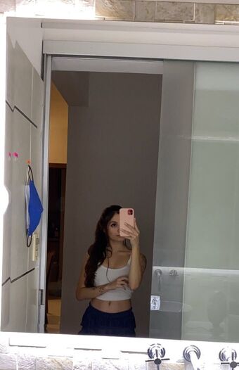 Ingrid Larissa Nude Leaks OnlyFans Photo 38