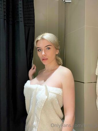 olivia.collins Nude Leaks OnlyFans Photo 6