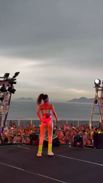 Paula Fernandes Nude Leaks OnlyFans Photo 69