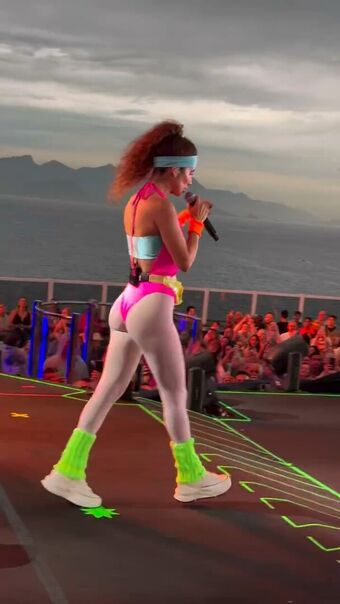 Paula Fernandes Nude Leaks OnlyFans Photo 68