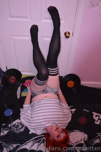 RxdKittxn Nude Leaks OnlyFans Photo 18