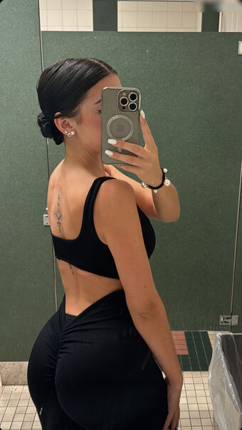 Viviana Corbisiero Nude Leaks OnlyFans Photo 56