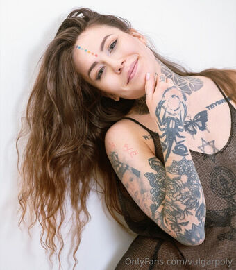 vulgarpoly Nude Leaks OnlyFans Photo 18