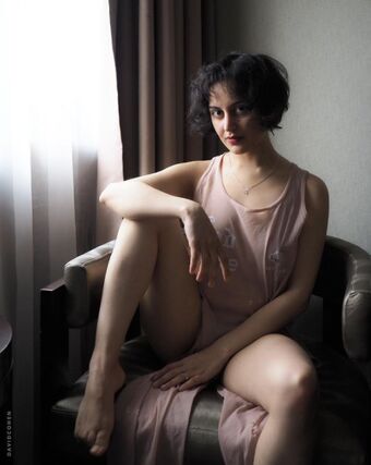 Yasmeena Nude Leaks OnlyFans Photo 1