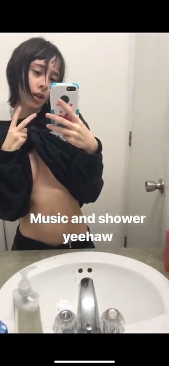 Arryth_Layne Nude Leaks OnlyFans Photo 5