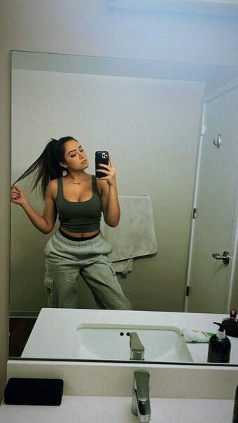 Christina Roki Nude Leaks OnlyFans Photo 24