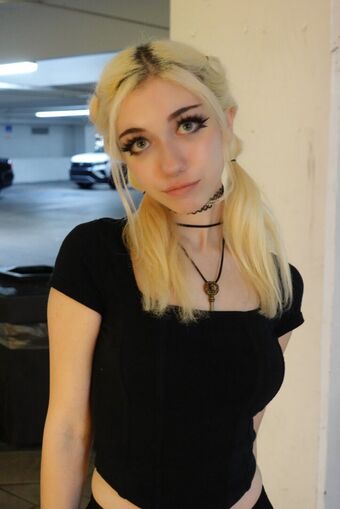 Iluvmeww Nude Leaks OnlyFans Photo 96