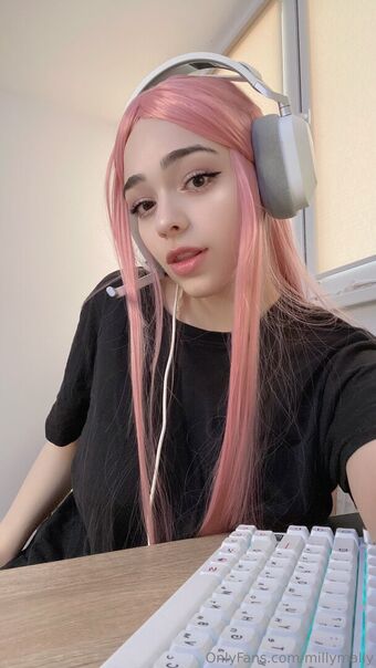 millymally Nude Leaks OnlyFans Photo 6