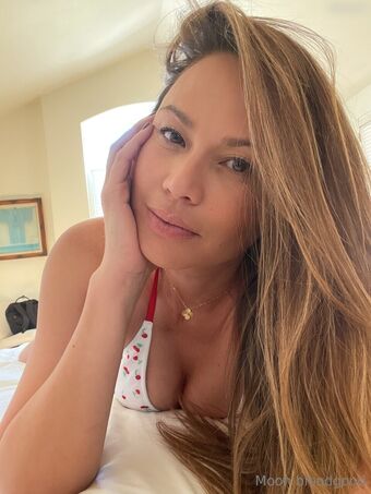 Moon Bloodgood Nude Leaks OnlyFans Photo 113