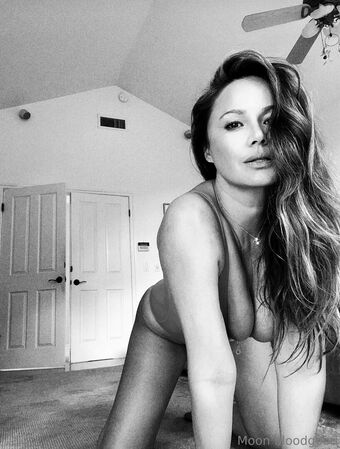 Moon Bloodgood Nude Leaks OnlyFans Photo 114