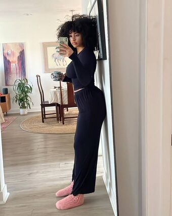 Raina Morris Nude Leaks OnlyFans Photo 60