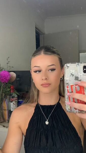 Shelby Fyfe Nude Leaks OnlyFans Photo 1