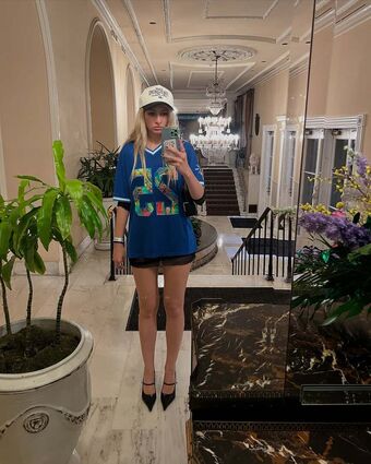 Blu DeTiger Nude Leaks OnlyFans Photo 86