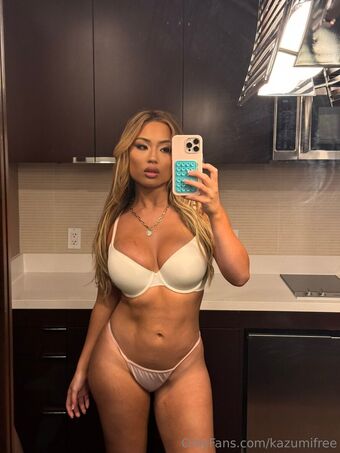 kazumifree Nude Leaks OnlyFans Photo 37