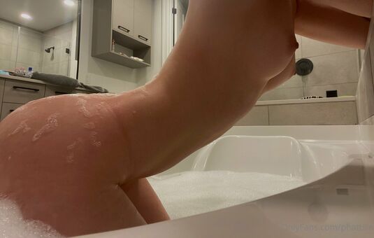 Phattsie Nude Leaks OnlyFans Photo 4