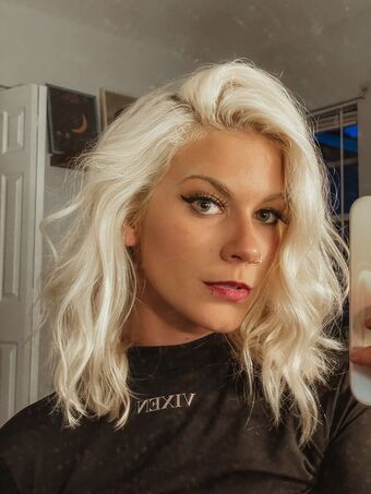 Taylor Hughs Nude Leaks OnlyFans Photo 25