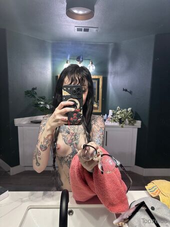 Toozelda Nude Leaks OnlyFans Photo 12