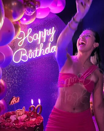 Alee Guzman Nude Leaks OnlyFans Photo 34