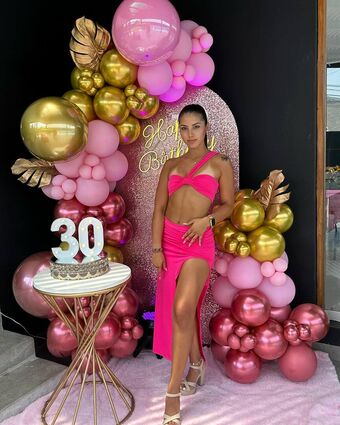 Alee Guzman Nude Leaks OnlyFans Photo 33