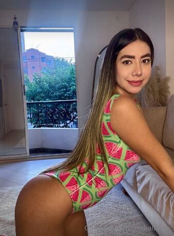 anabaltifree Nude Leaks OnlyFans Photo 2