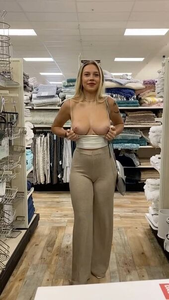 Angourie Rice Nude Leaks OnlyFans Photo 92