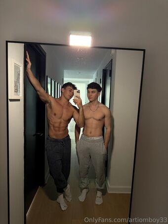 artiomboy33 Nude Leaks OnlyFans Photo 3