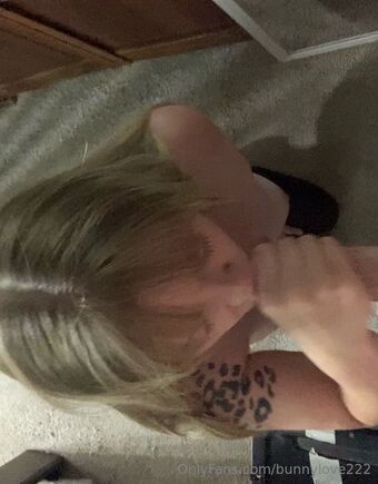 bunnylove222 Nude Leaks OnlyFans Photo 15