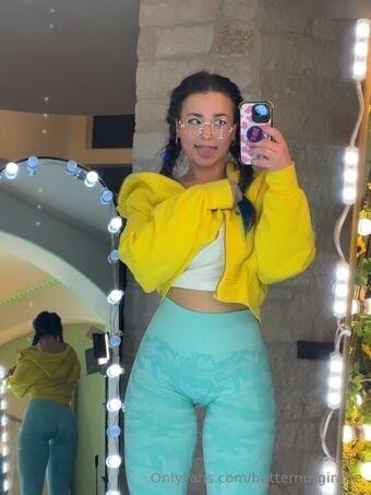 Butternutgiraffe Nude Leaks OnlyFans Photo 3