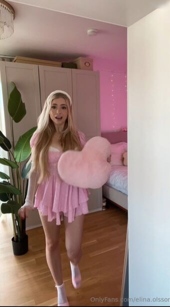 Elina.Olsson Nude Leaks OnlyFans Photo 12