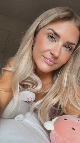 ellabbyxo Nude Leaks OnlyFans Photo 2