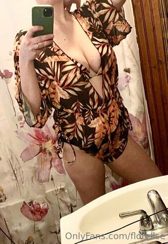 florelise Nude Leaks OnlyFans Photo 2
