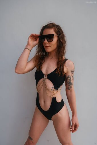 Hailee & Kendra Nude Leaks OnlyFans Photo 13